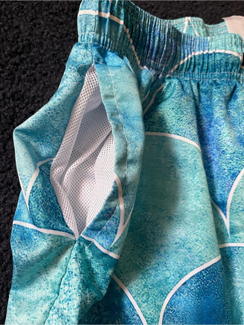 Men's Aqua Wave-Scale Swim Trunks with Drawstring